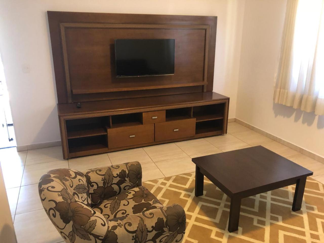 Hospedagem Oliveira Vaz Lobo Apartment Мокока Екстериор снимка